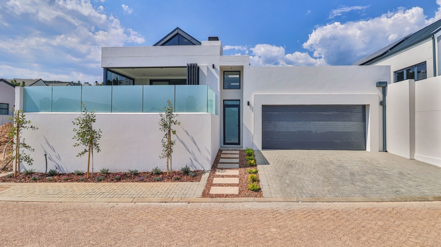 3 Bedroom Property for Sale in Mzuri Estate Western Cape